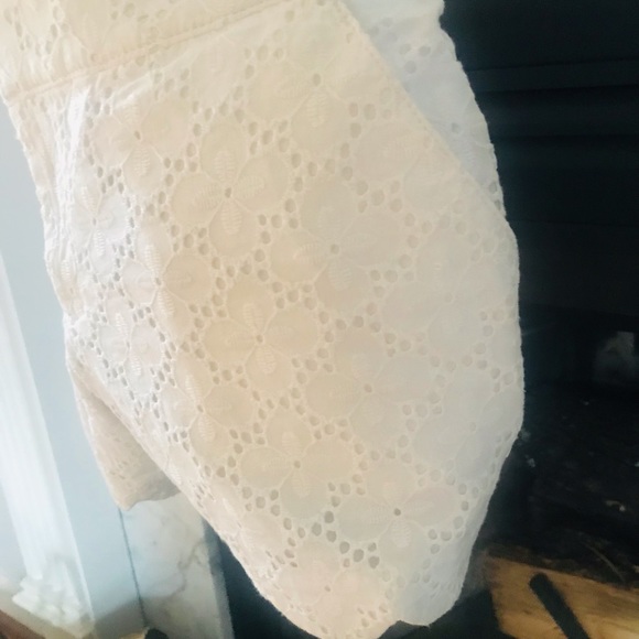 EUC Lilly Pulitzer Woman’s Buttercup Short Size 2 - Picture 8 of 8